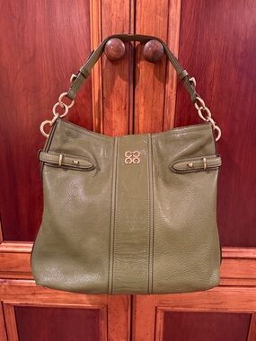 Coach Green Leather Shoulder Bag with Gold Hardware